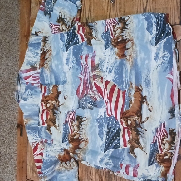 Beautiful large Brit &Bridle button down horse and flag shirt box 27 - Picture 3 of 4